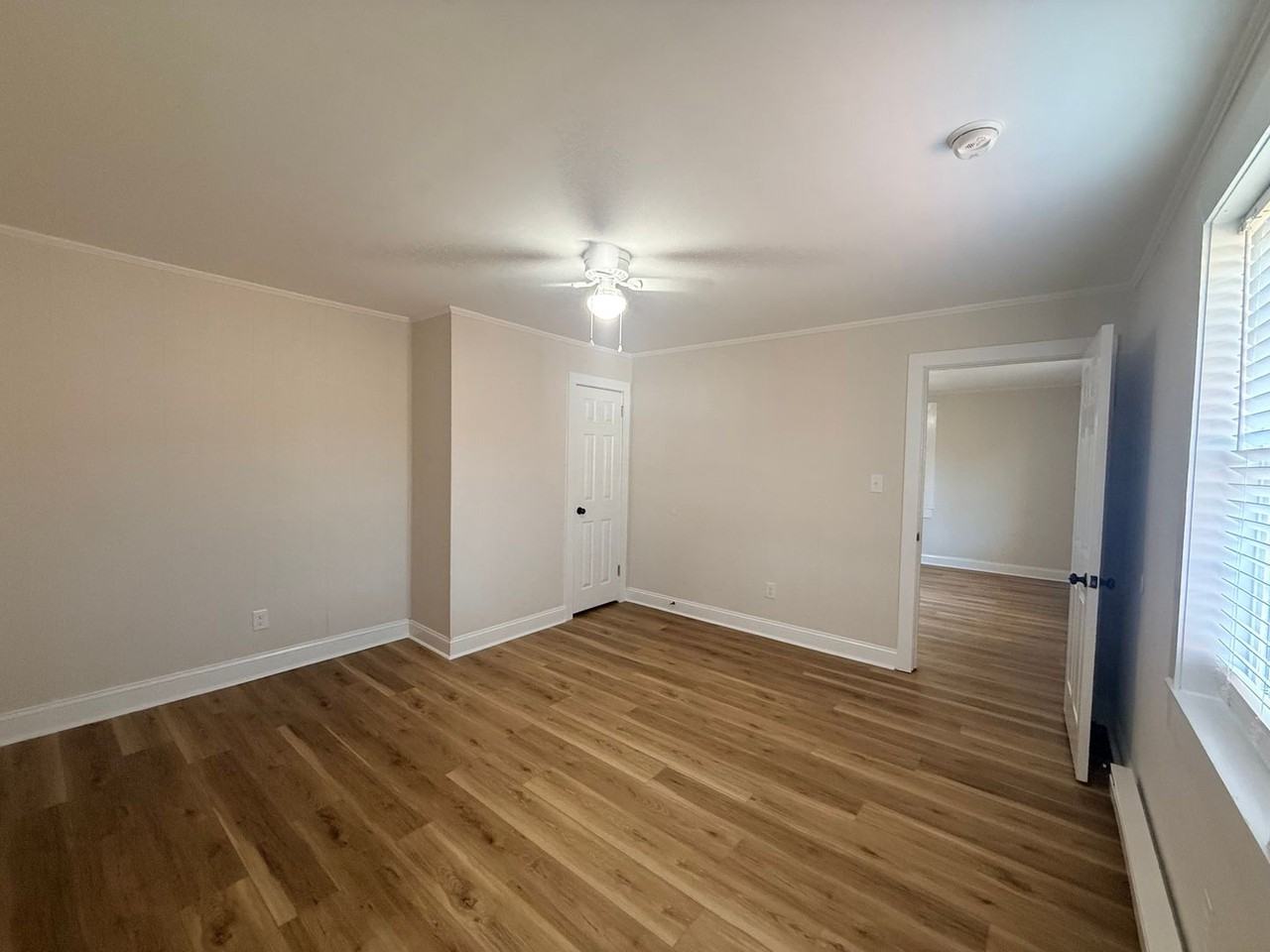534 Manchester St Se - Photo 5 of 9