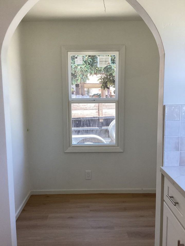 219 S G St - Photo 4 of 10