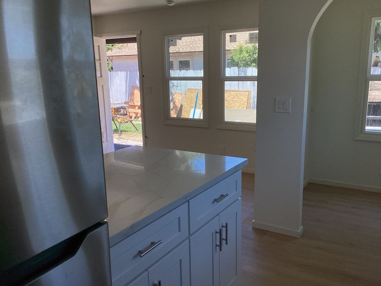219 S G St - Photo 5 of 10