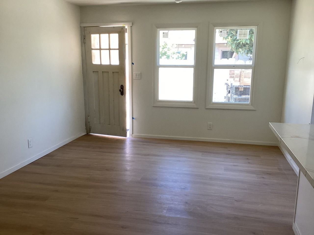 219 S G St - Photo 6 of 10