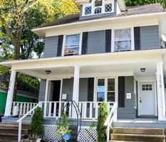 featured image of 256 Woodbine Ave