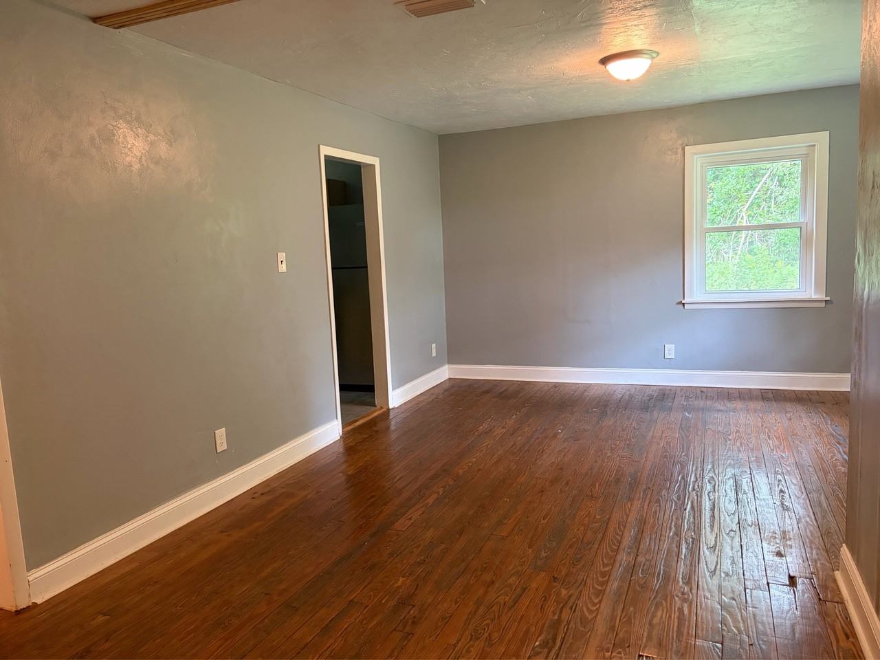 733 Putnam Dr #1 - Photo 5 of 10