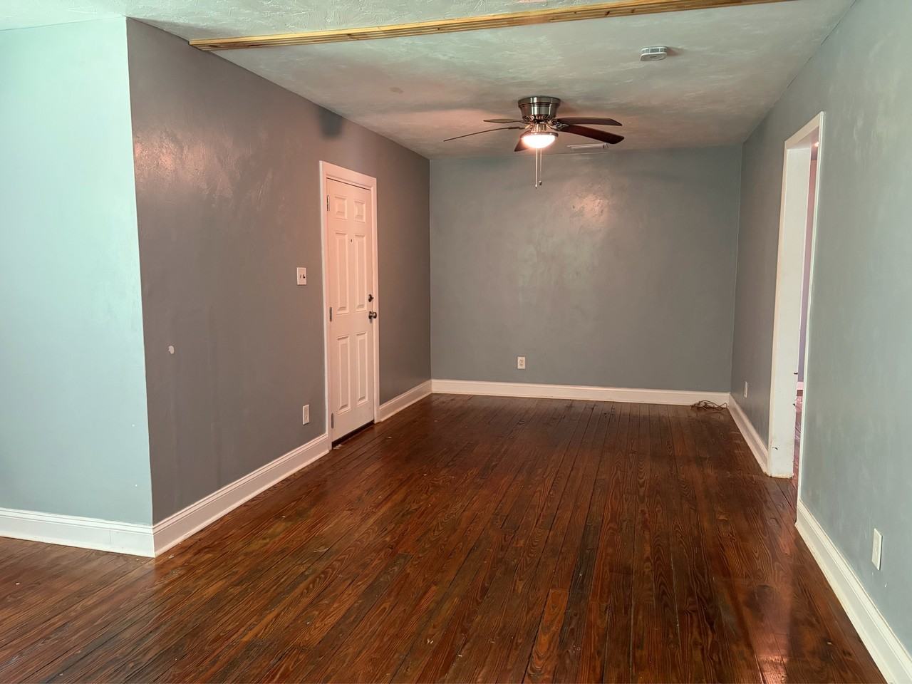 733 Putnam Dr #1 - Photo 6 of 10