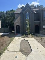 featured image of 1326 Twelve Oaks Ln #1
