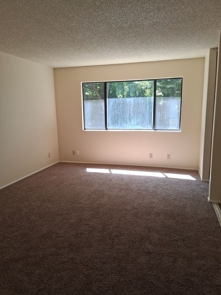 6333 Wittenham Way - Photo 6 of 8