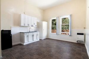 featured image of 131 S Boyle Ave