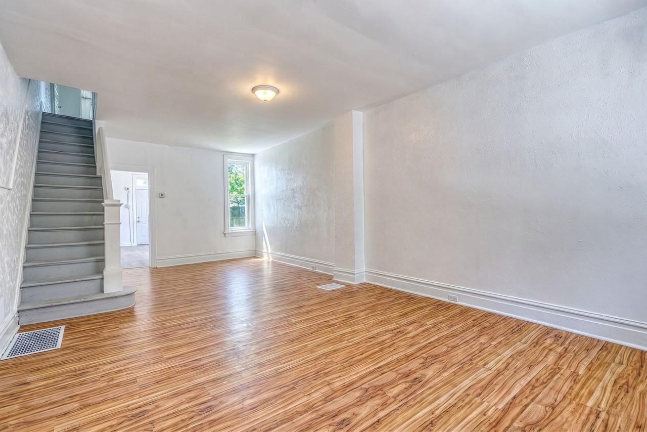 1412 Herr St - Photo 5 of 24