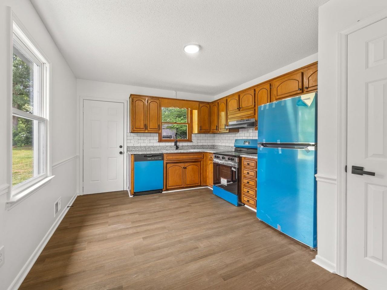 128 Mcbeth Rd - Photo 6 of 20