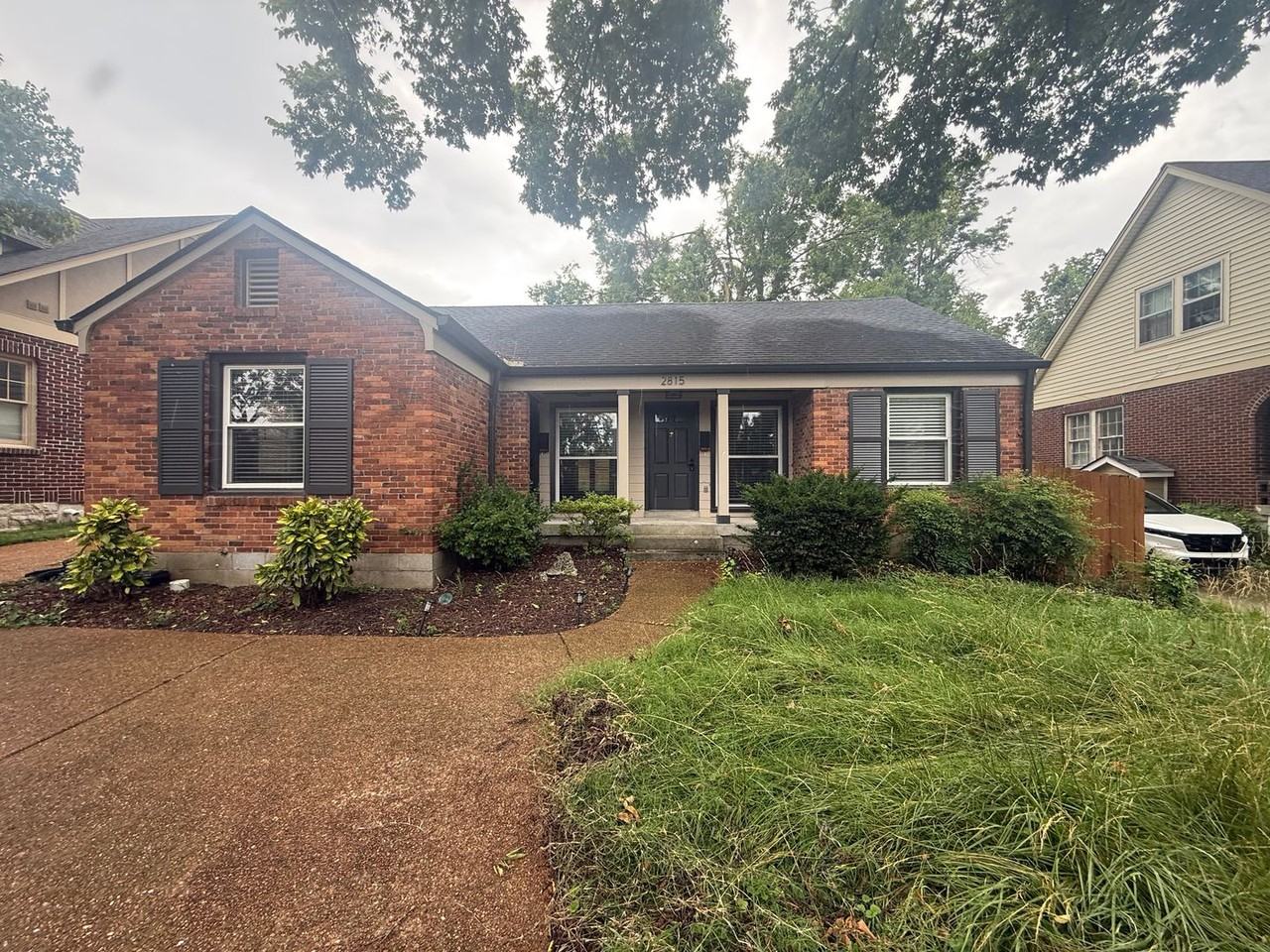 2815 Acklen Ave - Photo 2 of 22