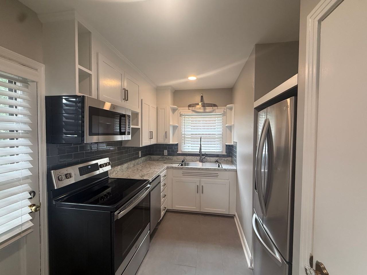 2815 Acklen Ave - Photo 7 of 21