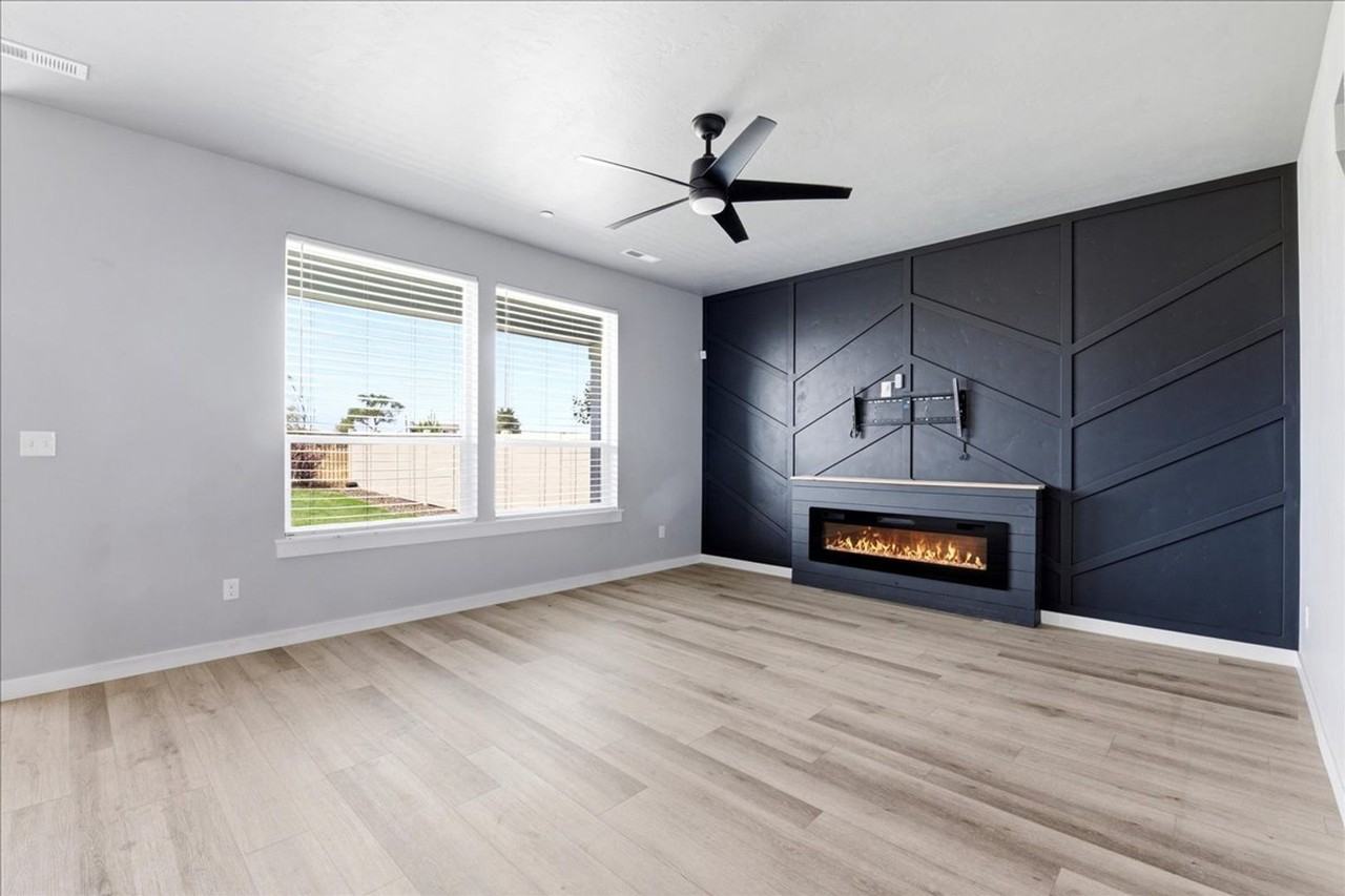 8345 S Snow Bird Ave - Photo 7 of 40