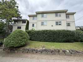 featured image of 301 26th Ave S