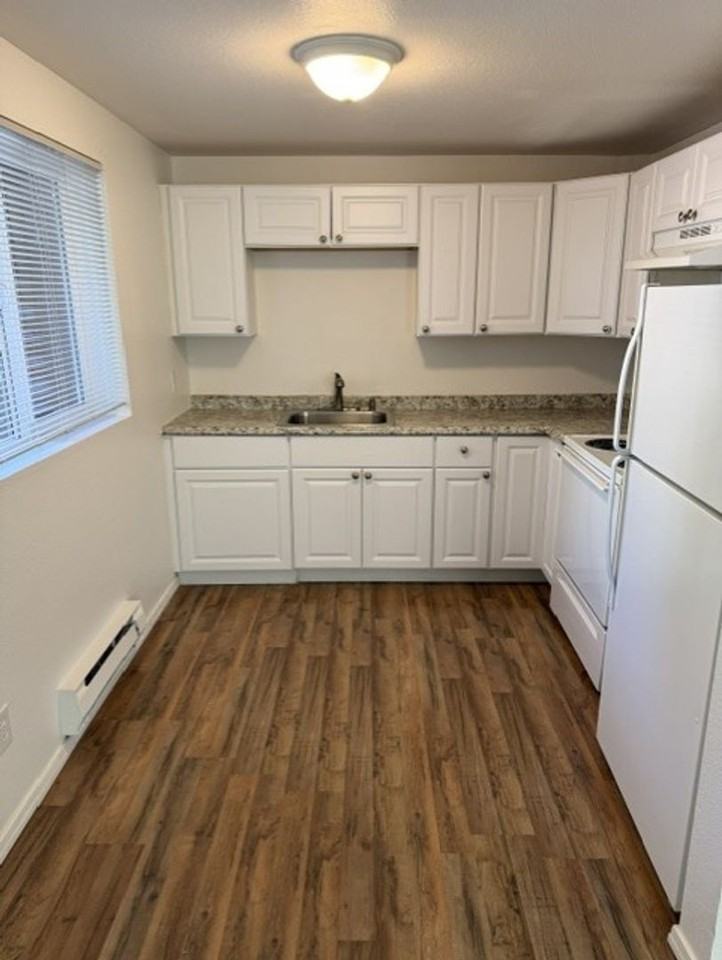 301 Apartments - Photo 5 of 22