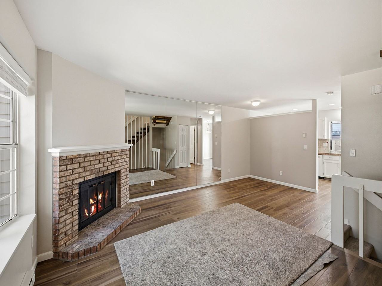 2828 Silverplume Dr - Photo 2 of 21