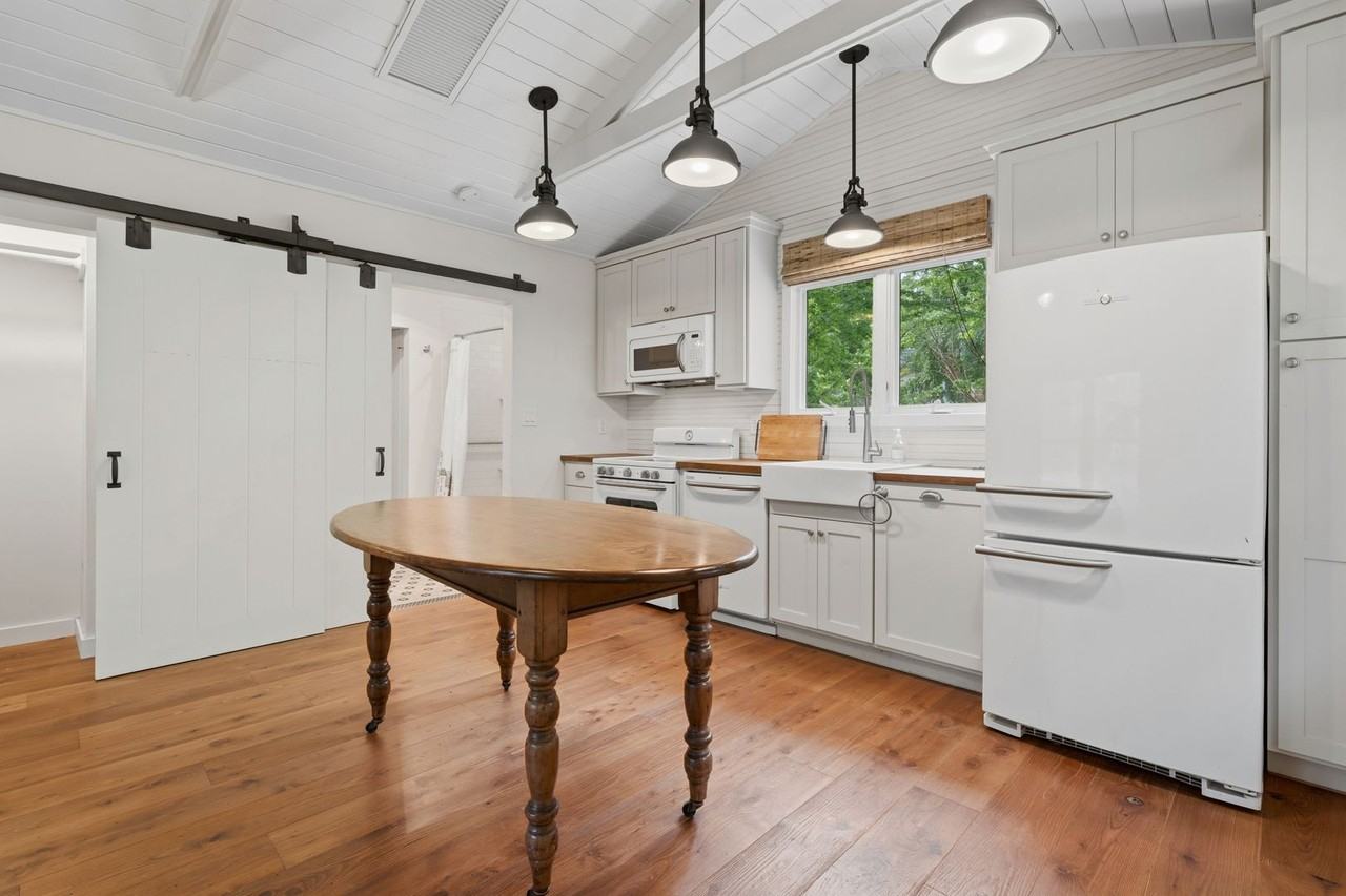 3822 Somerset Dr - Photo 4 of 17