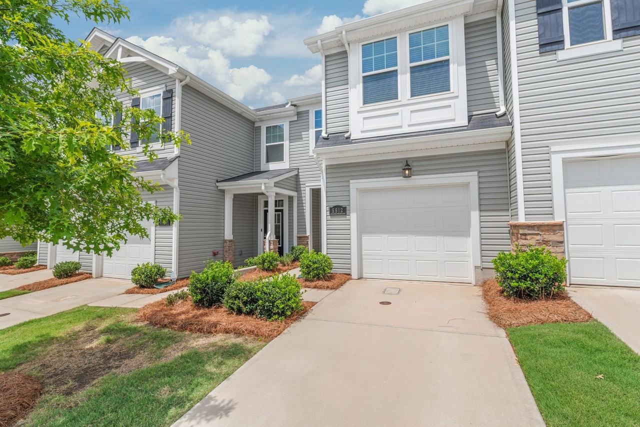 5612 Axil Ln - Photo 3 of 36