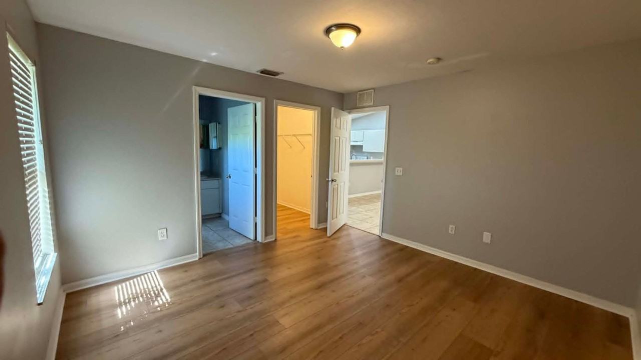 4442 29th St Sw - Photo 2 of 14