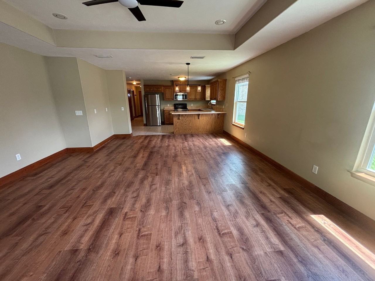 4701 Deerfield Dr - Photo 4 of 16