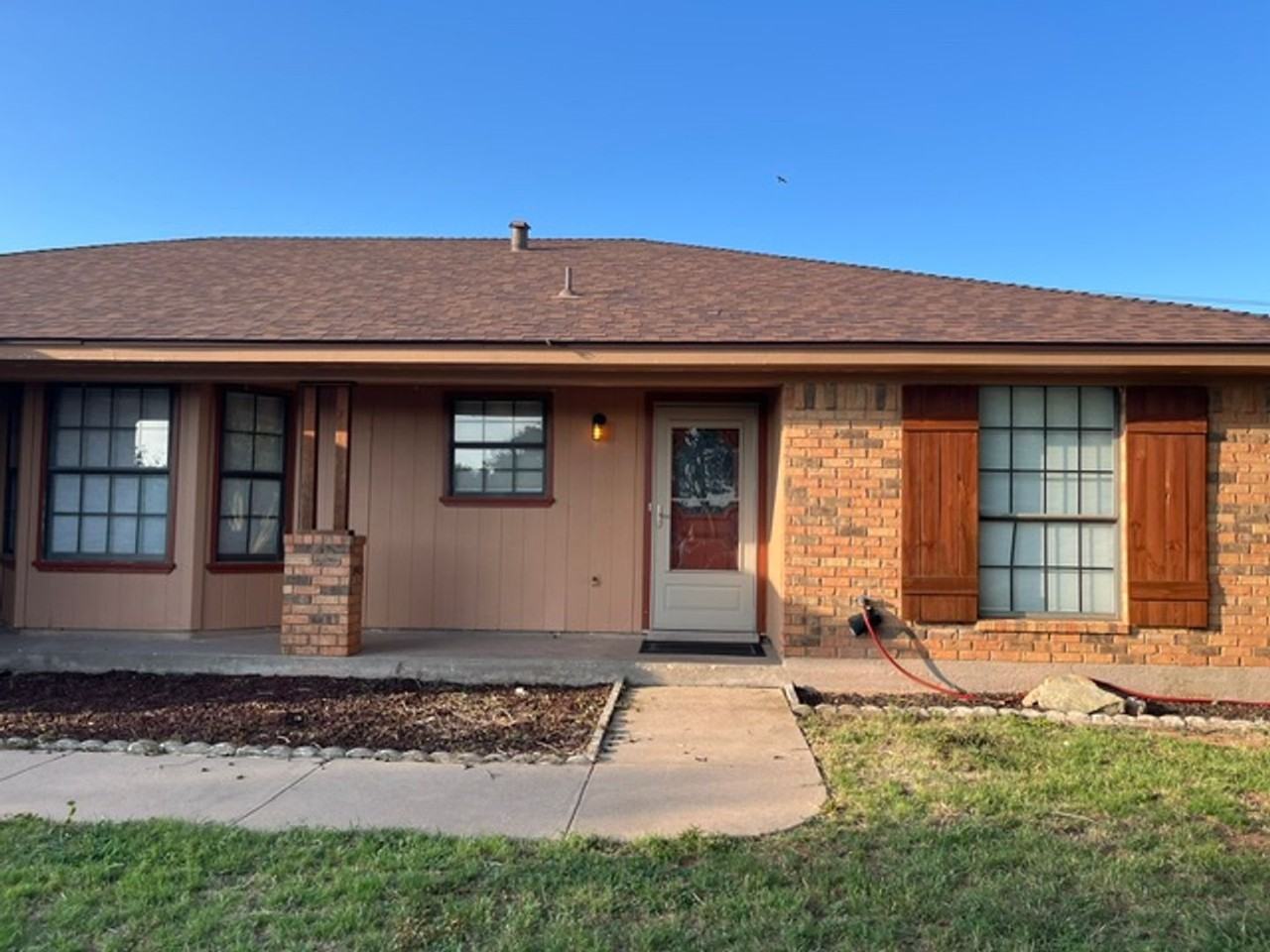 8033 Weehunt Ct - Photo 2 of 27