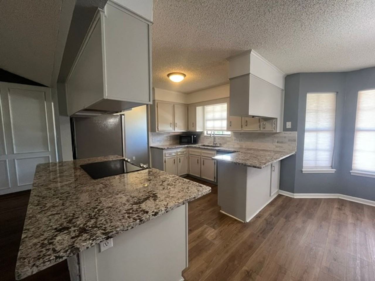 8033 Weehunt Ct - Photo 6 of 27