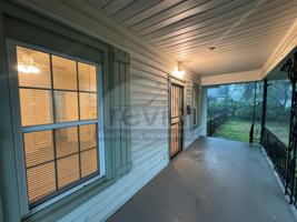 featured image of 631 S Graham St
