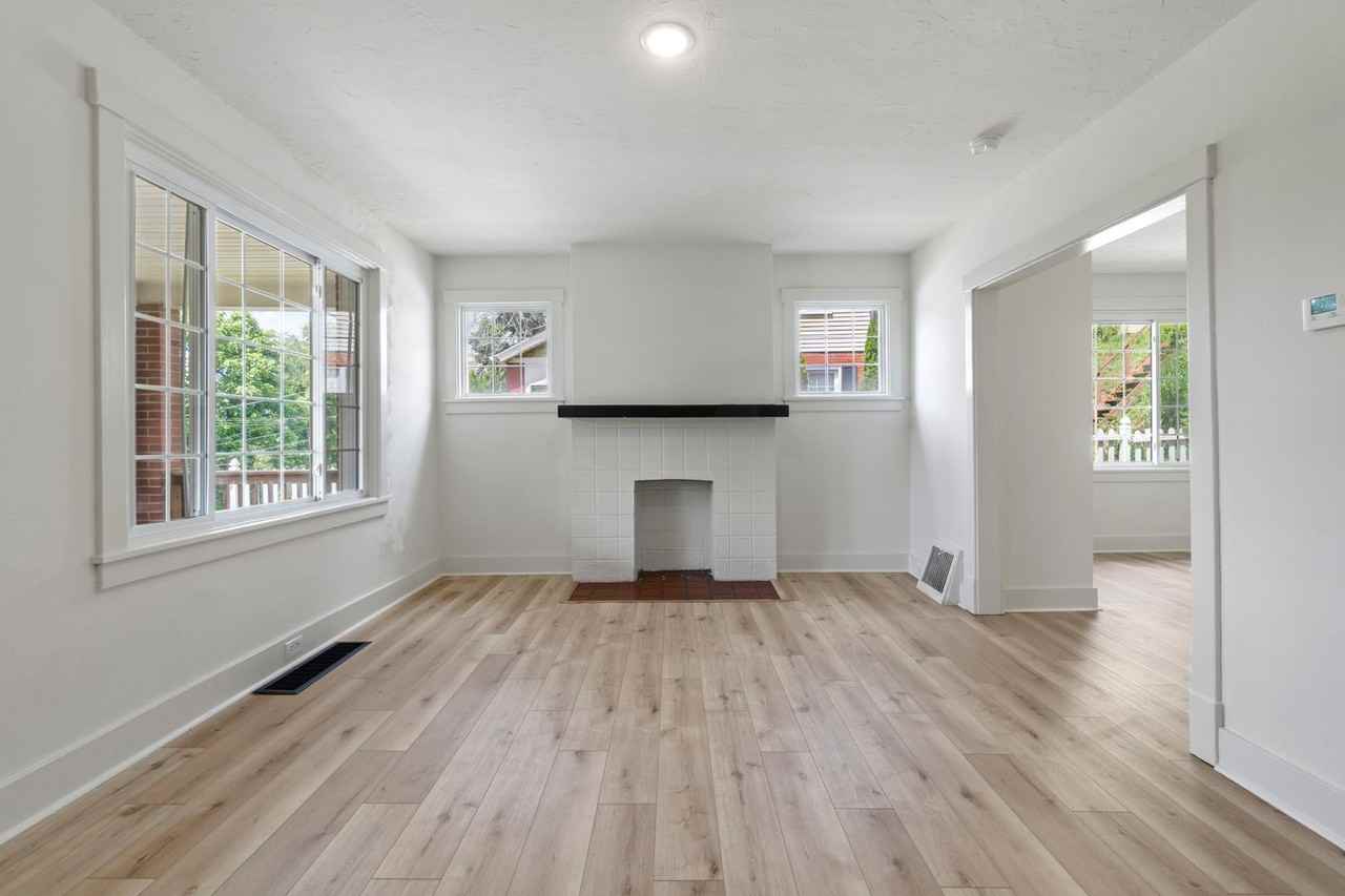 5614 Moore Ave - Photo 7 of 28
