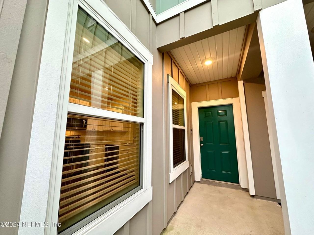 336 Aralia Ln - Photo 2 of 16