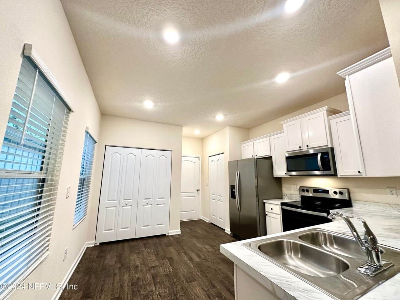 336 Aralia Ln - Photo 5 of 16