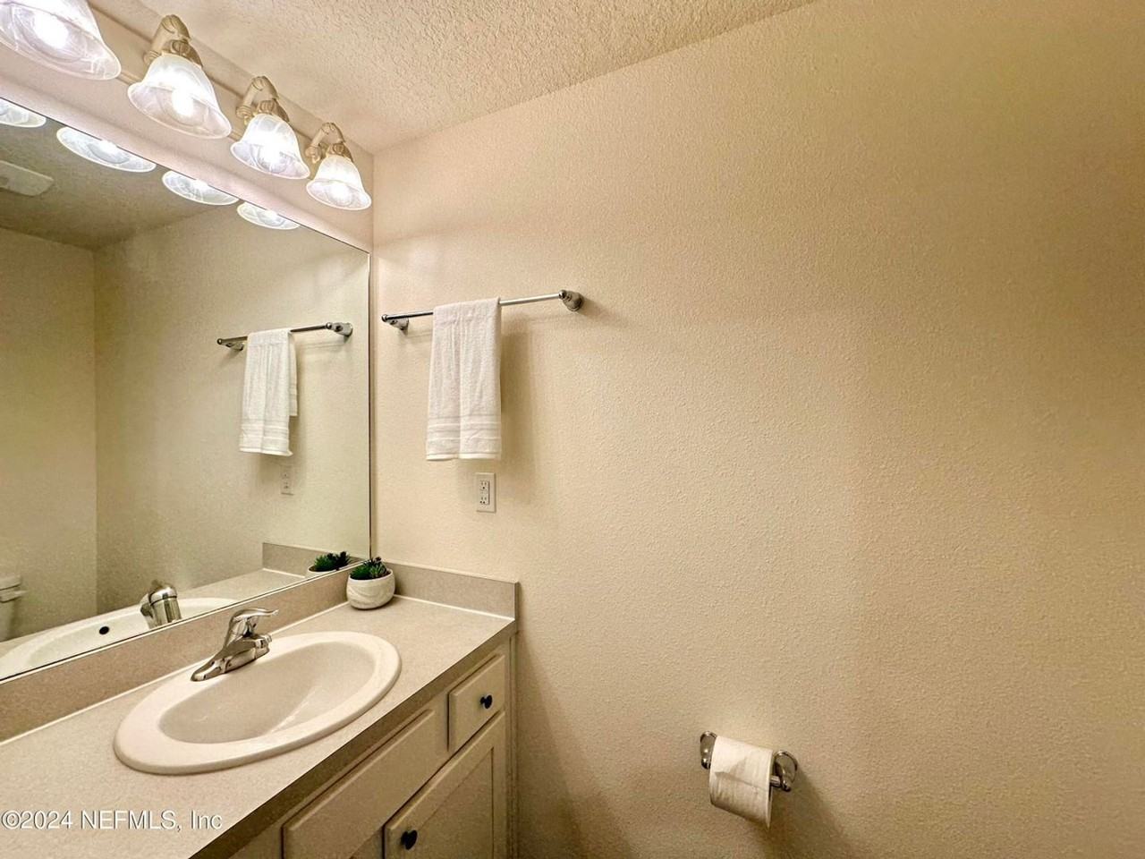 336 Aralia Ln - Photo 6 of 16