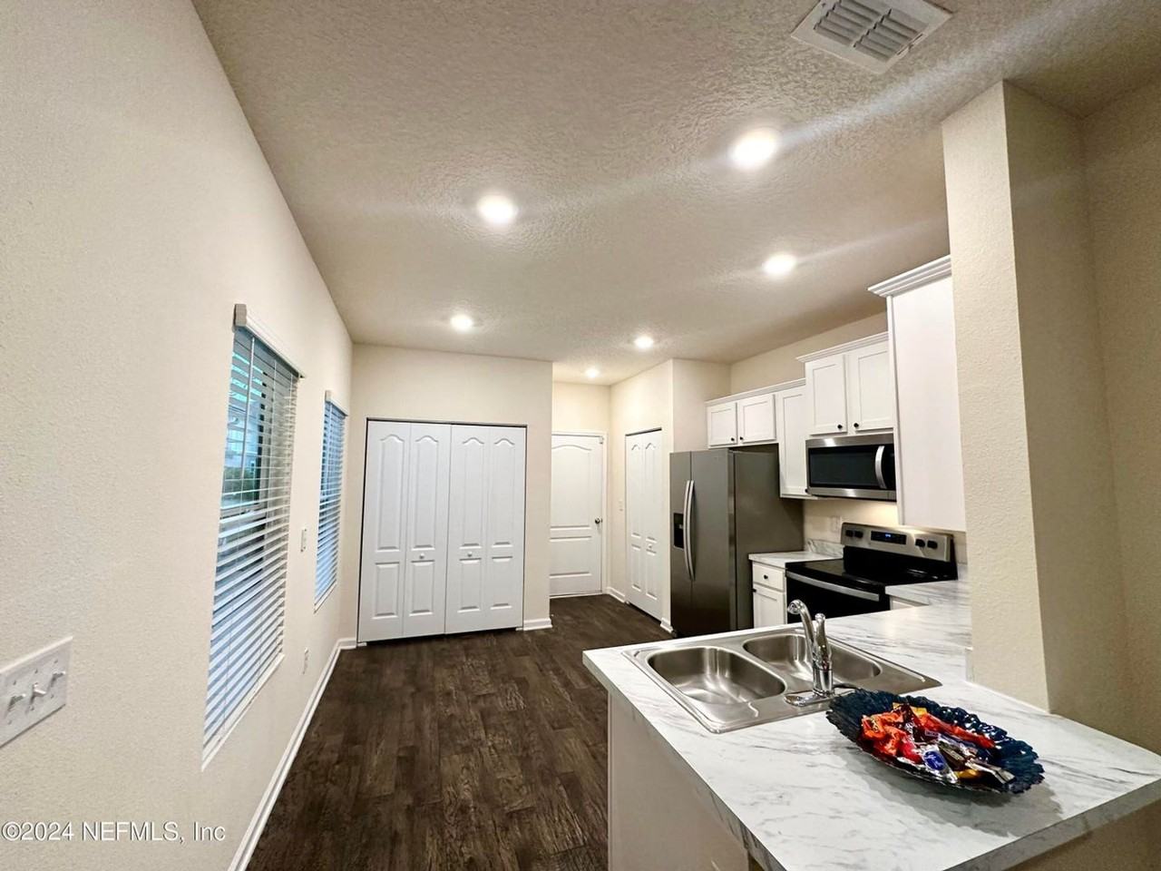 336 Aralia Ln - Photo 7 of 16