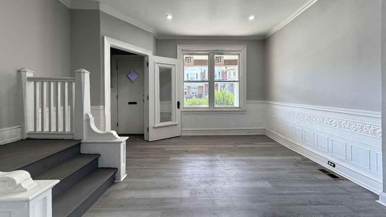 1731 N Redfield St - Photo 7 of 17