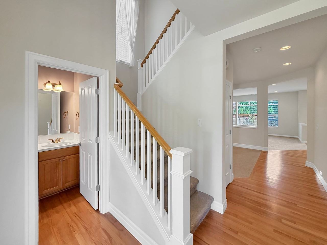 3621 156th Pl Se - Photo 4 of 31