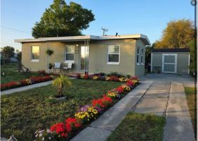 featured image of 3469 Normandy Dr
