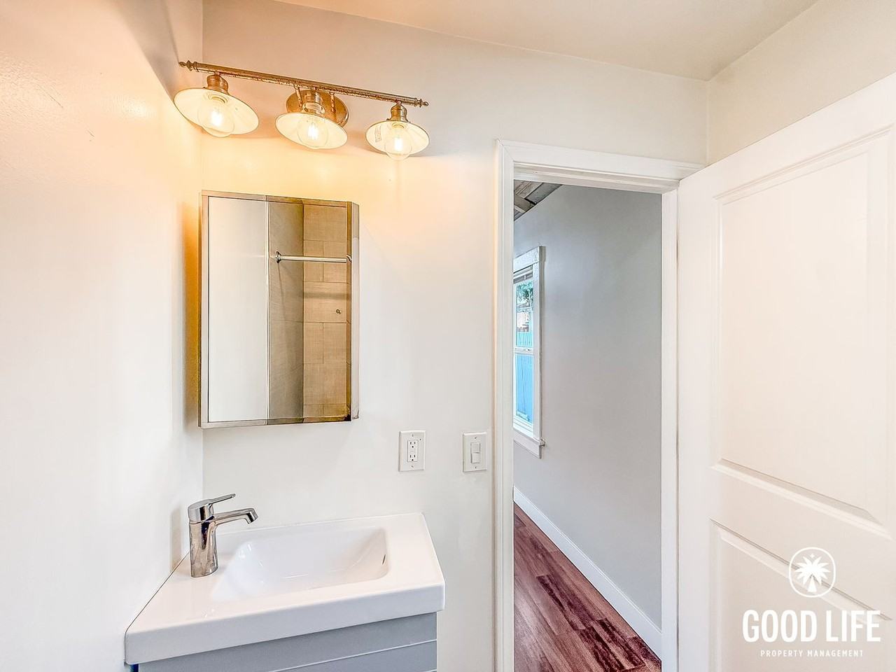 4043 Highland Ave - Photo 6 of 8