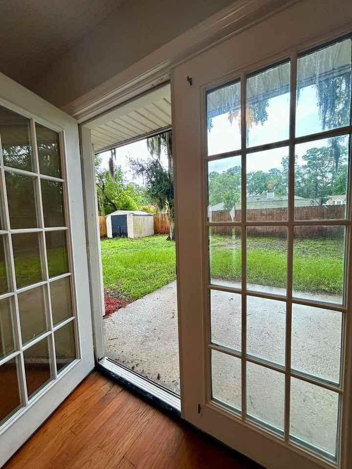 166 Bordeaux Ln - Photo 4 of 24