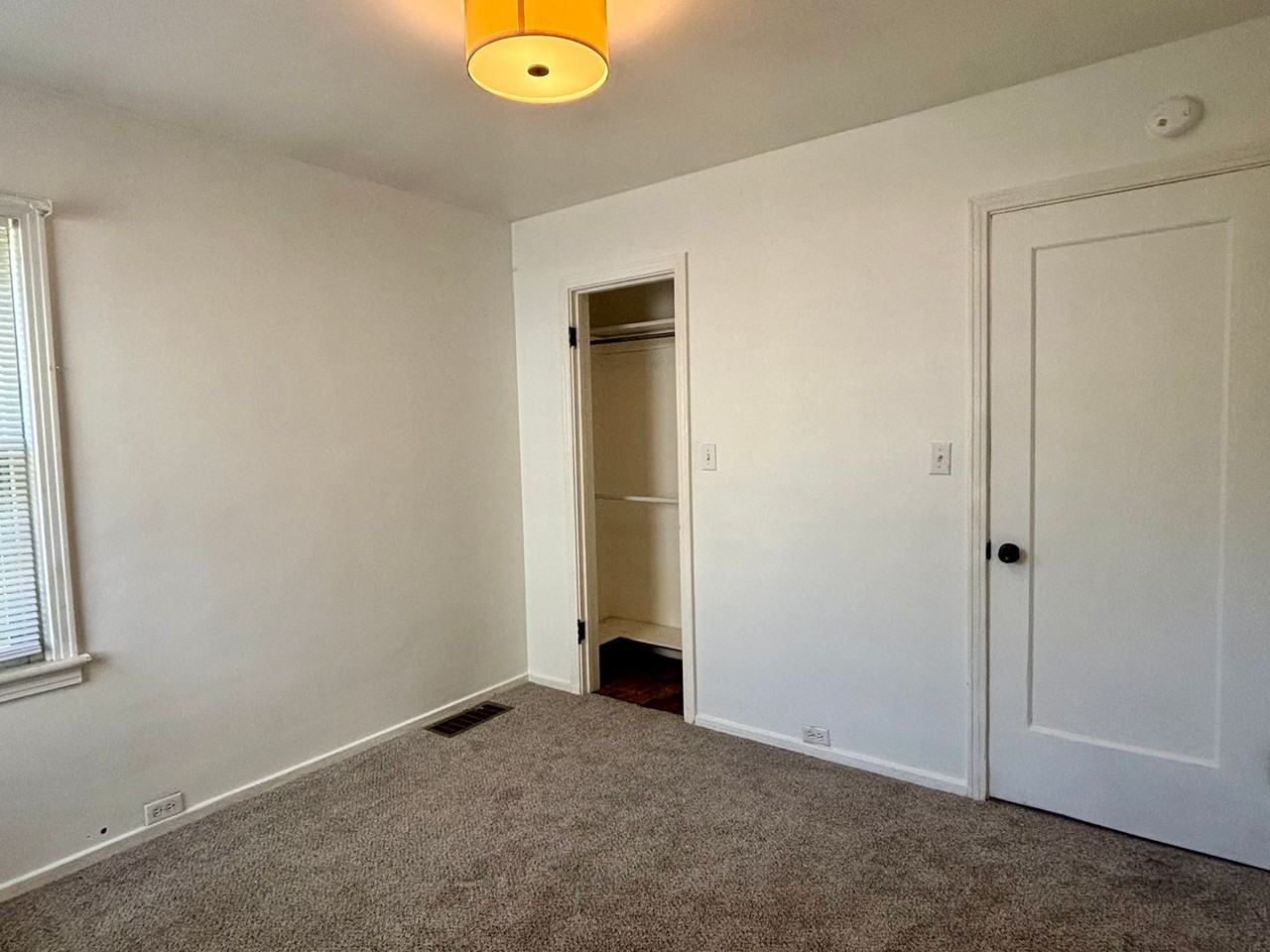 1105 Harvard Ave - Photo 6 of 19