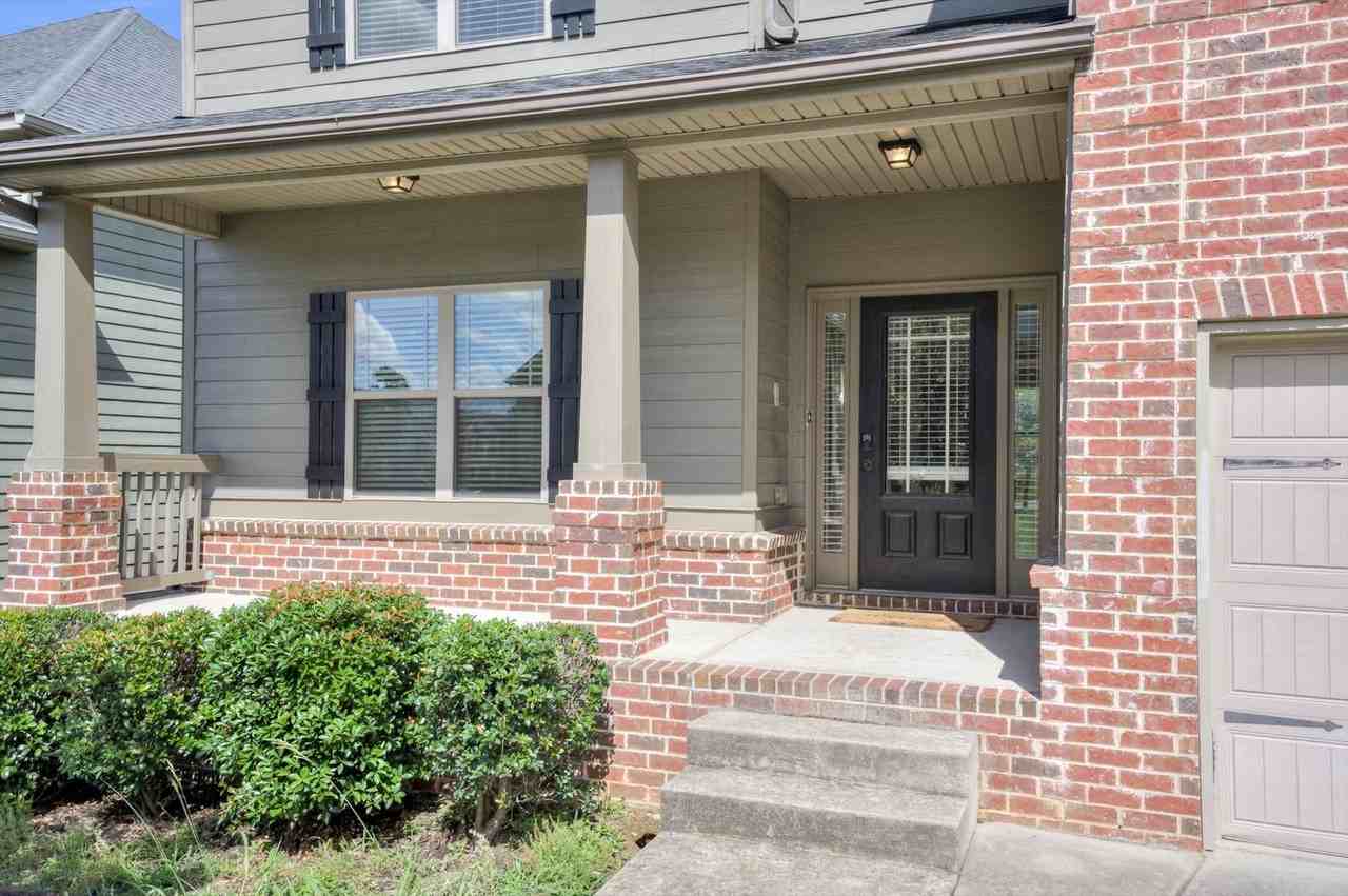 542 Oconee Cir - Photo 2 of 50