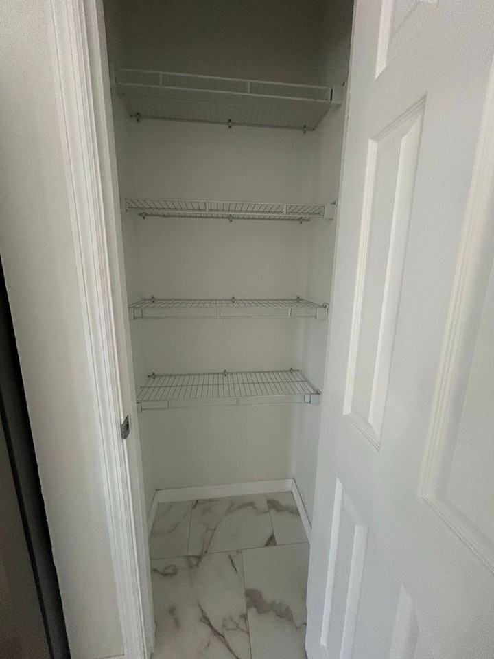 806 Durmon Ave - Photo 7 of 28