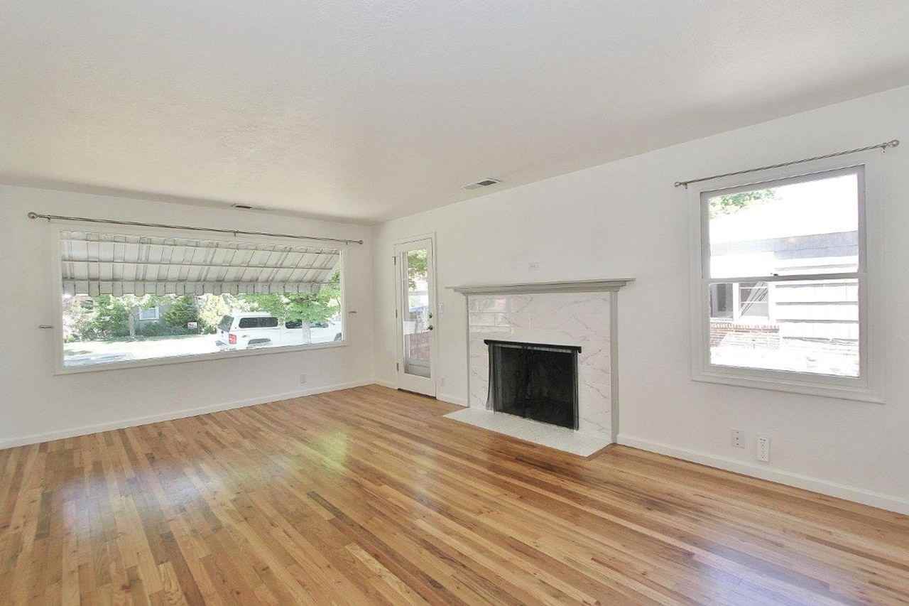 1202 N 20th St - Photo 4 of 22