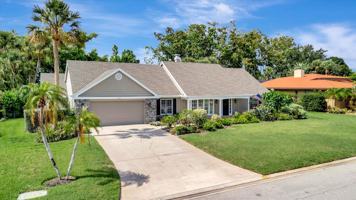 featured image of 3173 Espanola Dr