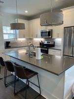 featured image of 6511 Robertson Ave #1