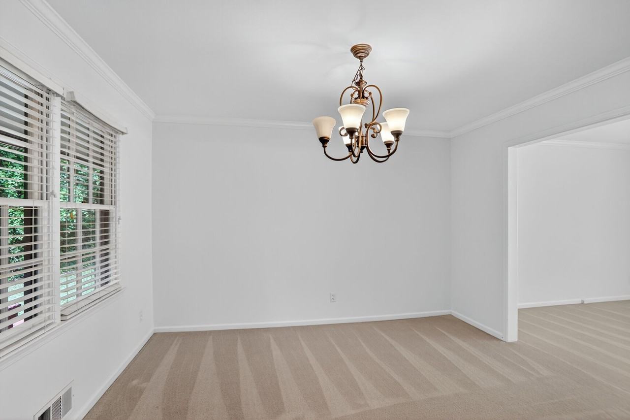 447 Cove Dr Ne #1 - Photo 5 of 20