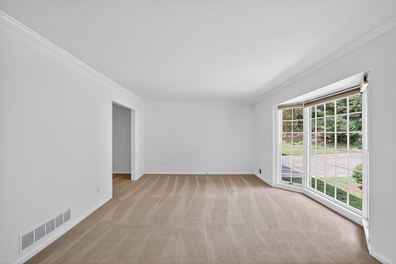 447 Cove Dr Ne #1 - Photo 6 of 20