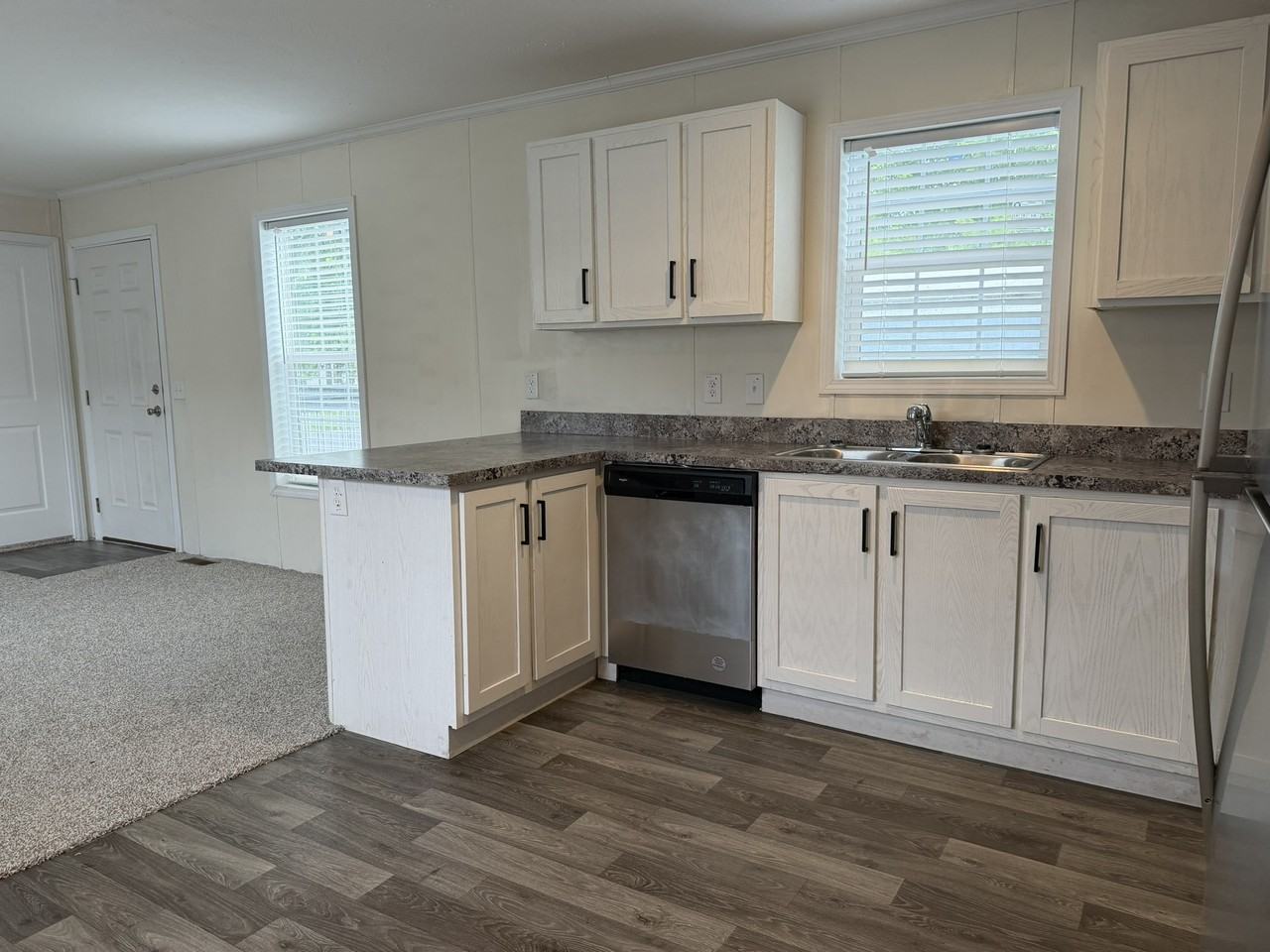 1306 Scenic Dr #191 - Photo 5 of 21