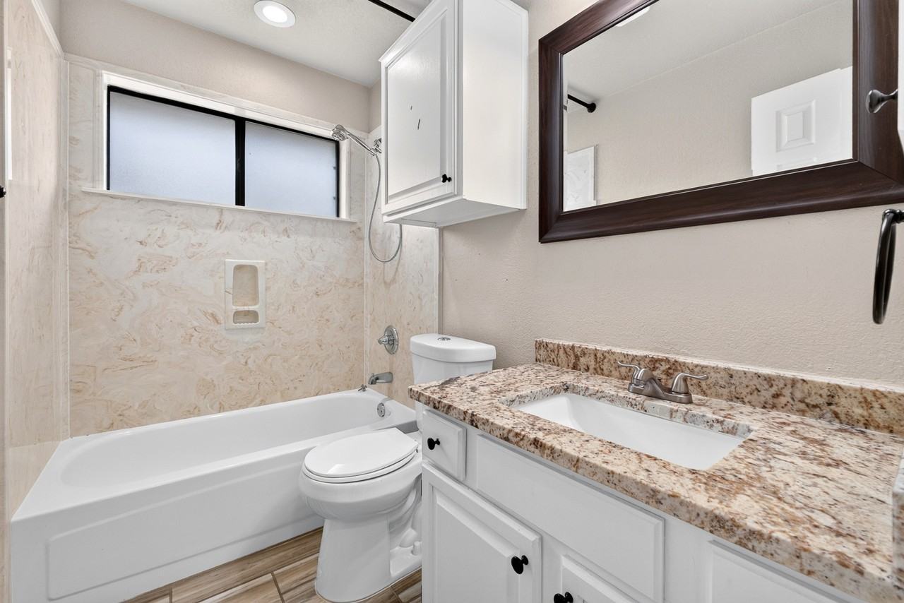 4706 Colby Dr #1 - Photo 7 of 12