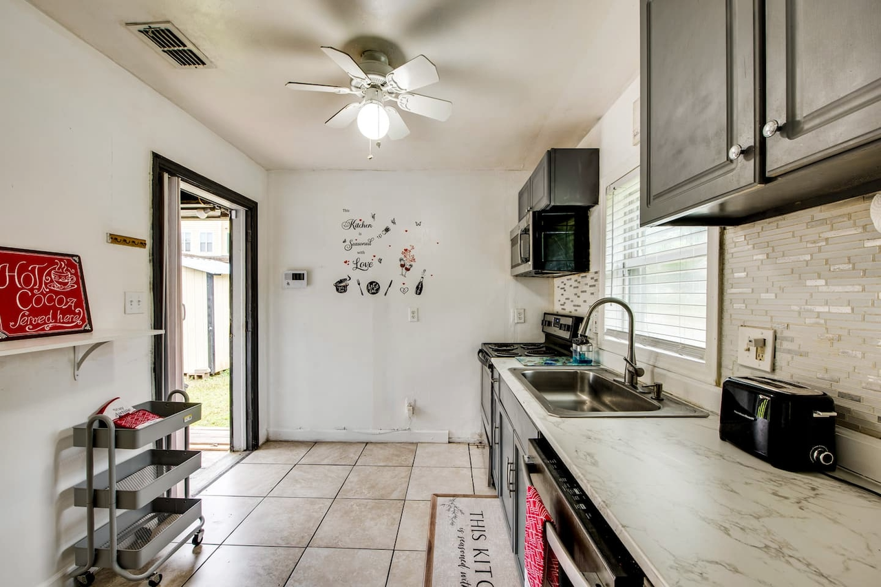 720 N Woodward Ave #1 - Photo 7 of 12