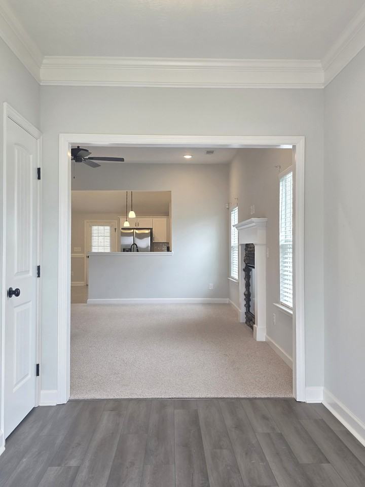 337 Jardon St #1 - Photo 3 of 26