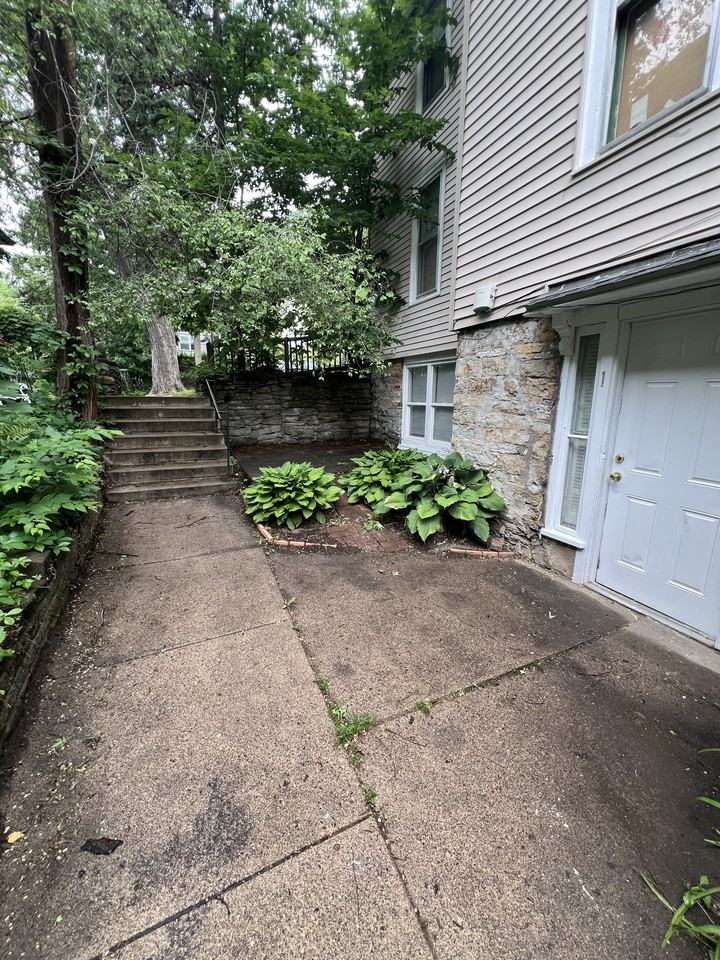 1036 Jessie St - Photo 7 of 7