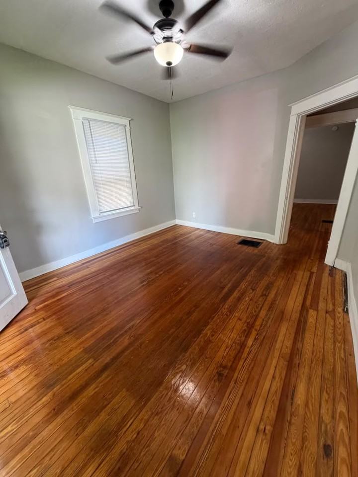 714 M St #1 - Photo 5 of 8