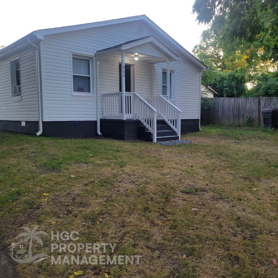 805 Moore St #1 - Photo 2 of 17